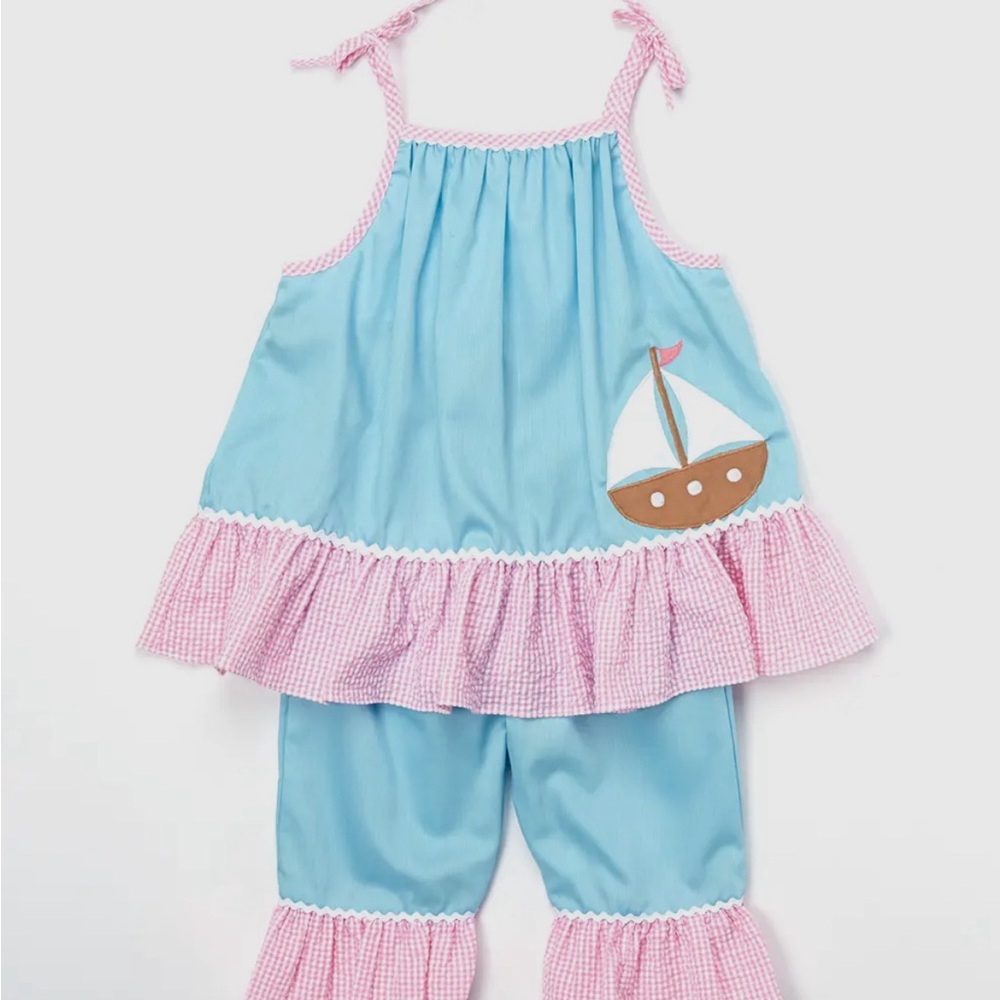 NWT Petit Ami Sailboat set